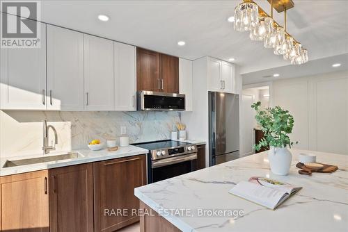 905 - 35 Finch Avenue E, Toronto (Willowdale East), ON - Indoor Photo Showing Kitchen