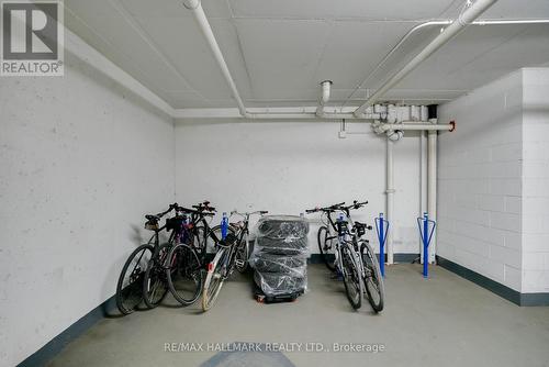 1210 - 205 Frederick Street, Toronto (Moss Park), ON - Indoor Photo Showing Garage