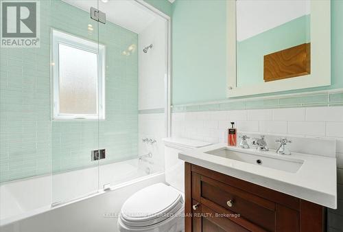 227 Patricia Avenue, Toronto (Newtonbrook West), ON - Indoor Photo Showing Bathroom