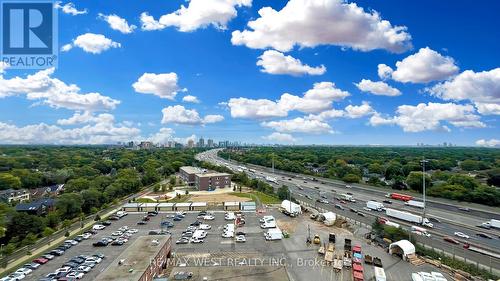 1427 - 120 Harrison Garden Boulevard, Toronto (Willowdale East), ON - Outdoor With View