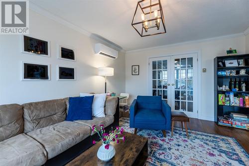 357 Blackmarsh Road, St. John'S, NL - Indoor Photo Showing Living Room