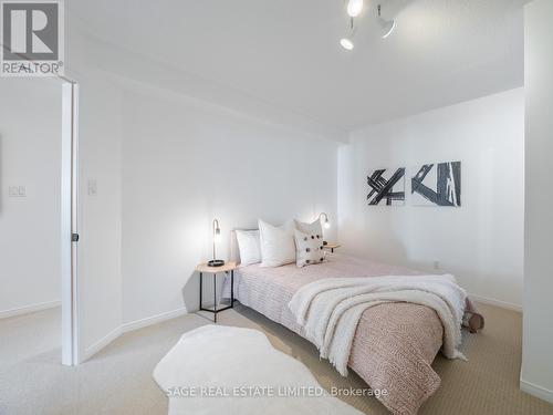 21 Drummondville Lane, Toronto (East End-Danforth), ON - Indoor Photo Showing Bedroom