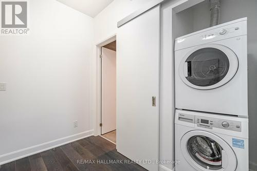 104 - 580 Kingston Road, Toronto (The Beaches), ON - Indoor Photo Showing Laundry Room