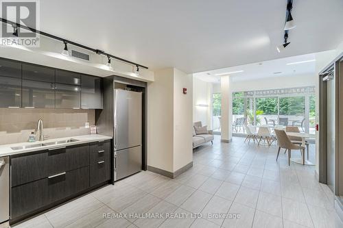 104 - 580 Kingston Road, Toronto (The Beaches), ON - Indoor Photo Showing Kitchen With Double Sink