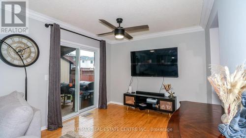 23 Wice Road, Barrie, ON - Indoor Photo Showing Living Room