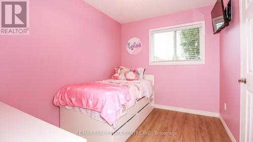 23 Wice Road, Barrie (Holly), ON - Indoor Photo Showing Bedroom