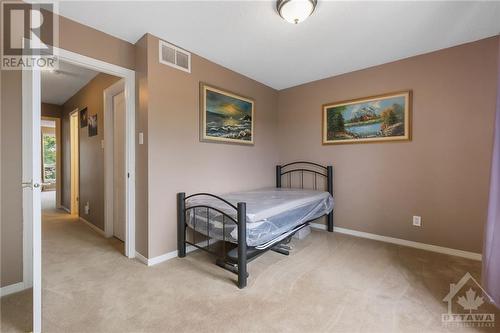 6201 Tealwood Place, Ottawa, ON - Indoor Photo Showing Bedroom