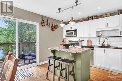 12 Townline Road W, Carleton Place, ON - Indoor Photo Showing Kitchen With Upgraded Kitchen