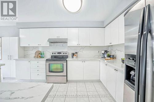 126 Luella Crescent, Brampton (Fletcher'S Meadow), ON - Indoor Photo Showing Kitchen With Stainless Steel Kitchen