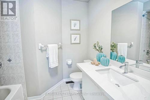 126 Luella Crescent, Brampton (Fletcher'S Meadow), ON - Indoor Photo Showing Bathroom