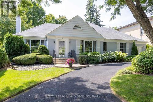 13 Forest Glen Crescent, Toronto (Bridle Path-Sunnybrook-York Mills), ON - Outdoor With Facade