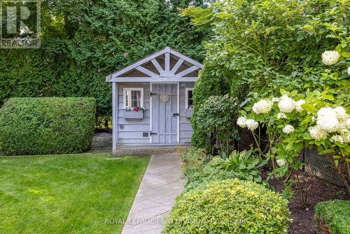 13 Forest Glen Crescent, Toronto (Bridle Path-Sunnybrook-York Mills), ON - Outdoor