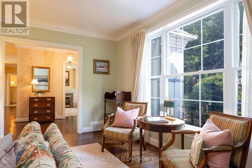 13 Forest Glen Crescent, Toronto (Bridle Path-Sunnybrook-York Mills), ON - Indoor Photo Showing Living Room