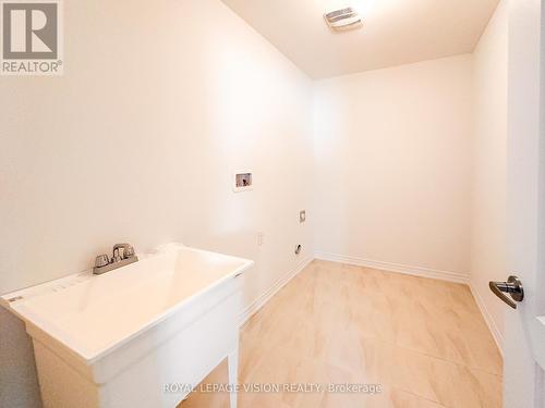 21 Sorbara Way, Whitby, ON - Indoor Photo Showing Other Room