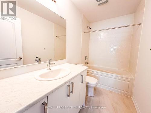 21 Sorbara Way, Whitby, ON - Indoor Photo Showing Bathroom