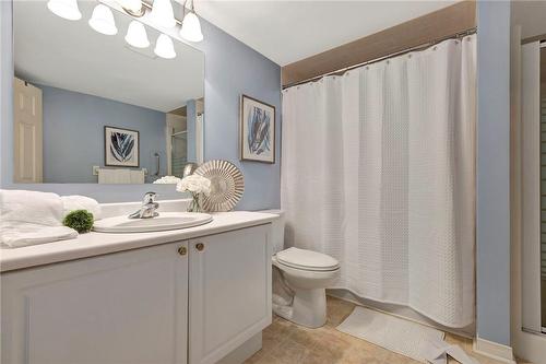 2120 Headon Road|Unit #23, Burlington, ON - Indoor Photo Showing Bathroom