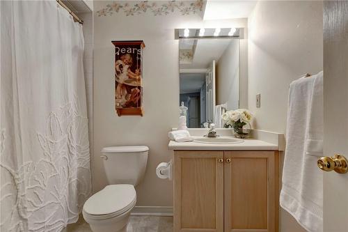 2120 Headon Road|Unit #23, Burlington, ON - Indoor Photo Showing Bathroom