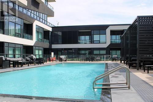 805 - 2481 Taunton Road, Oakville (Uptown Core), ON - Outdoor With In Ground Pool With Balcony