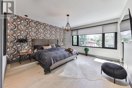 1617 Trotwood Avenue, Mississauga, ON - Indoor Photo Showing Bedroom