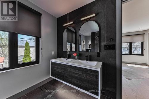 1617 Trotwood Avenue, Mississauga (Mineola), ON - Indoor Photo Showing Bathroom