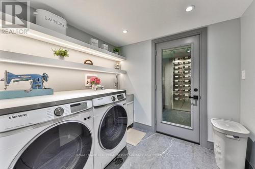 1617 Trotwood Avenue, Mississauga (Mineola), ON - Indoor Photo Showing Laundry Room