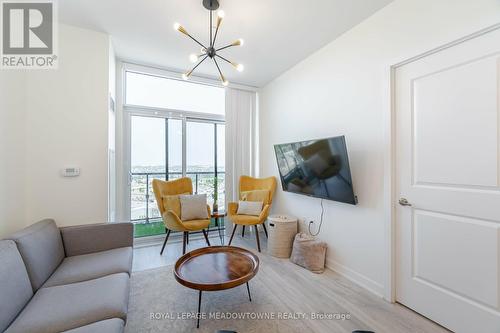 Ph1 - 4677 Glen Erin Drive, Mississauga (Erin Mills), ON - Indoor Photo Showing Living Room