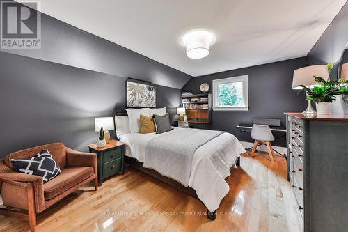 1440 Indian Grove, Mississauga, ON - Indoor Photo Showing Bedroom