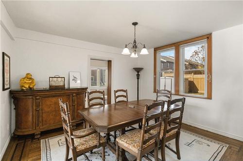 295 Plains Road W, Burlington, ON - Indoor Photo Showing Dining Room