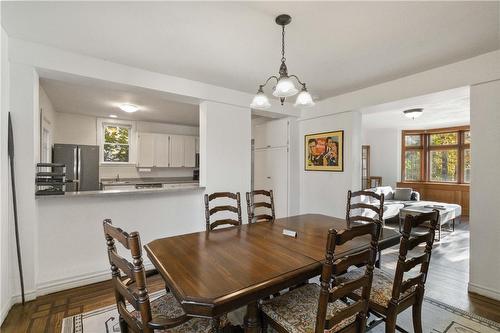 295 Plains Road W, Burlington, ON - Indoor Photo Showing Dining Room