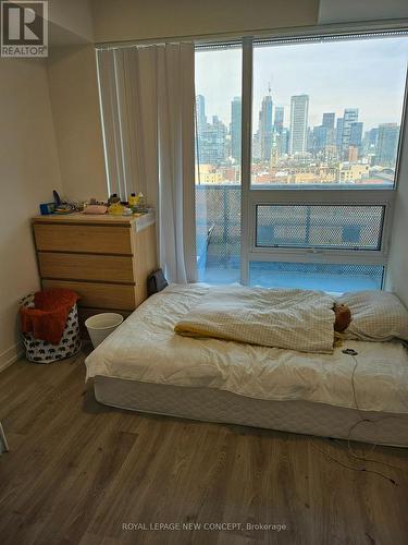 1802 - 138 Downes Street, Toronto (Waterfront Communities), ON - Indoor Photo Showing Bedroom