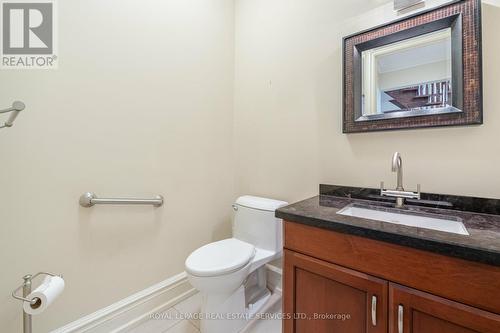 1647 Trotwood Avenue, Mississauga, ON - Indoor Photo Showing Bathroom