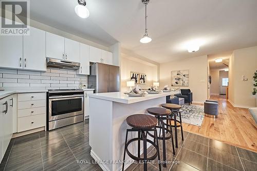 1202 Peelar Crescent, Innisfil (Lefroy), ON - Indoor Photo Showing Kitchen