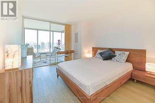 1703 - 110 Bloor Street W, Toronto (Annex), ON - Indoor Photo Showing Bedroom