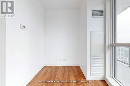 3402 - 89 Dunfield Avenue, Toronto, ON - Indoor Photo Showing Other Room