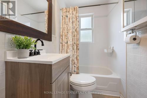 173 Bond Street N, Hamilton (Westdale), ON - Indoor Photo Showing Bathroom