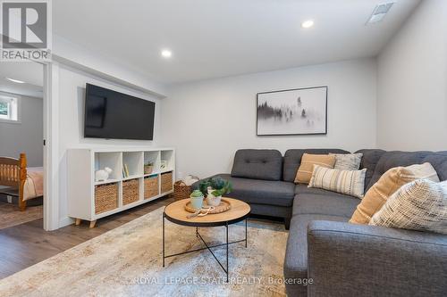 173 Bond Street N, Hamilton (Westdale), ON - Indoor Photo Showing Living Room