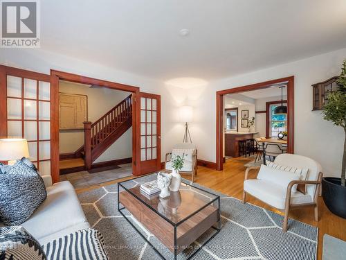 560 Hillsdale Avenue E, Toronto (Mount Pleasant East), ON - Indoor Photo Showing Living Room