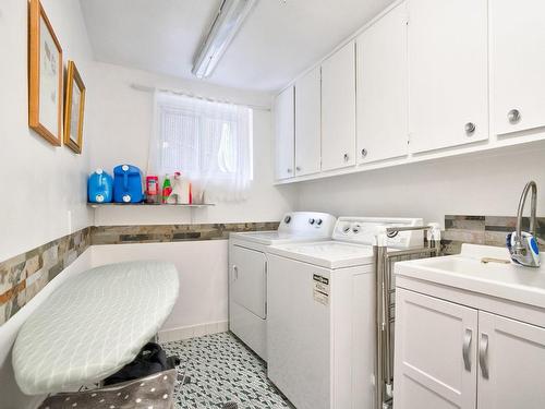 Sous-sol - 10275  - 10279 Rue Tanguay, Montréal (Ahuntsic-Cartierville), QC - Indoor Photo Showing Laundry Room