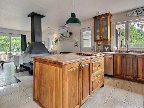 Kitchen - 10390 Rue Élisabeth-Ii, Québec (Les Rivières), QC - Indoor Photo Showing Kitchen