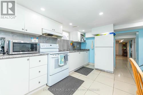 9 Hertford Avenue, Toronto, ON - Indoor Photo Showing Kitchen