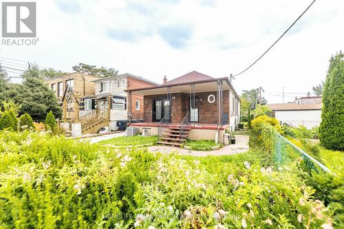 9 Hertford Avenue, Toronto, ON - Outdoor