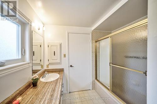 1076 Huntingwood Drive, Toronto (Agincourt South-Malvern West), ON - Indoor Photo Showing Bathroom