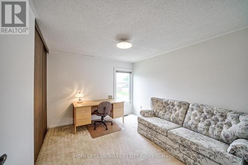 1076 Huntingwood Drive, Toronto (Agincourt South-Malvern West), ON - Indoor Photo Showing Living Room