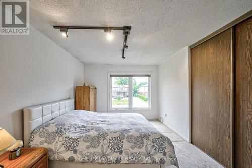 1076 Huntingwood Drive, Toronto (Agincourt South-Malvern West), ON - Indoor Photo Showing Bedroom