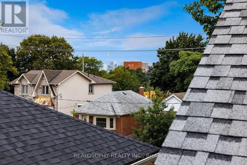 37 Fairside Avenue, Toronto (Danforth Village-East York), ON - Outdoor