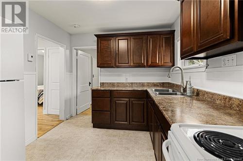 190 Purdy Avenue, Moncton, NB - Indoor Photo Showing Kitchen With Double Sink