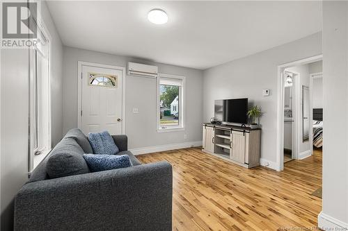 190 Purdy Avenue, Moncton, NB - Indoor Photo Showing Living Room