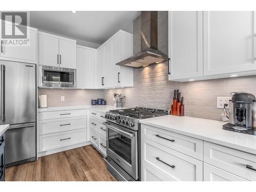 115 Echo Ridge Drive, Kelowna, BC - Indoor Photo Showing Kitchen With Upgraded Kitchen