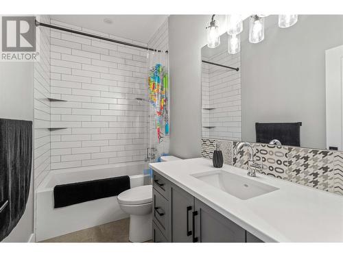 115 Echo Ridge Drive, Kelowna, BC - Indoor Photo Showing Bathroom