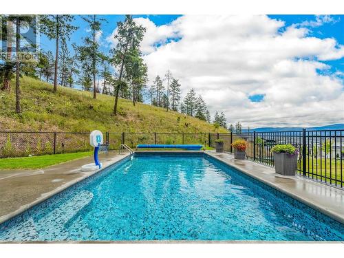 115 Echo Ridge Drive, Kelowna, BC - Outdoor With In Ground Pool